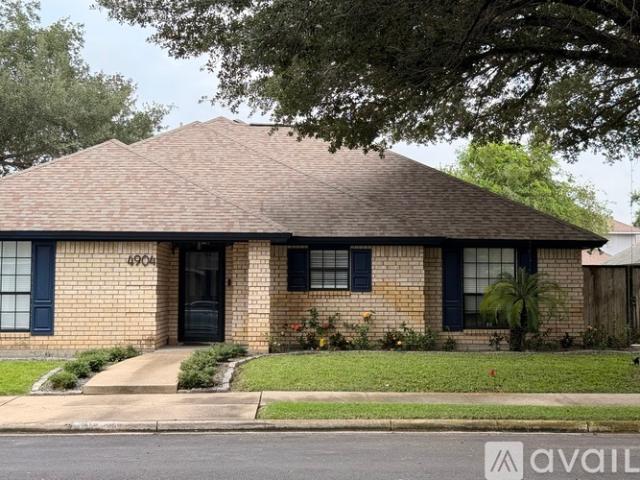 3 BR, 2 BA Apartment 4904 North 4th Street, McAllen, TX 78504