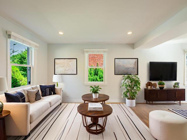 3 BR, 2 BA Apartment 4963 8th St NE, Washington, DC 20017