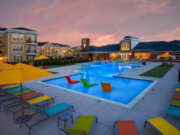 3 BR, 2 BA Apartment 49730 Uptown Ave. Unit 31206, Canton, MI 48187