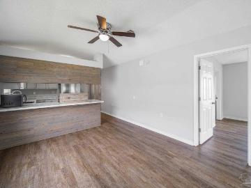 3 BR, 2 BA Apartment 4014 Glenway Drive, Pensacola, FL 32526