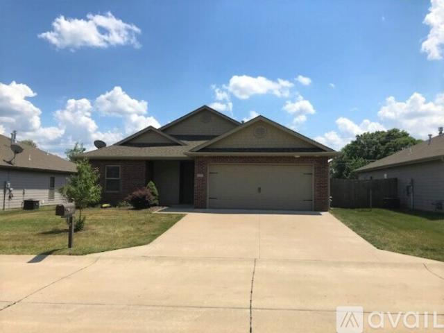 3 BR, 2 BA Apartment 402 Belinda Alley, Columbia, MO 65203