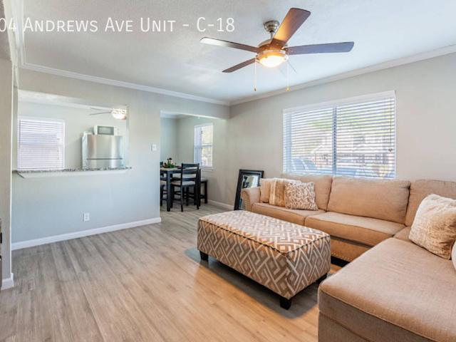 3 BR, 2 BA Apartment 404 Andrews Ave Unit, Dallas, TX 75211