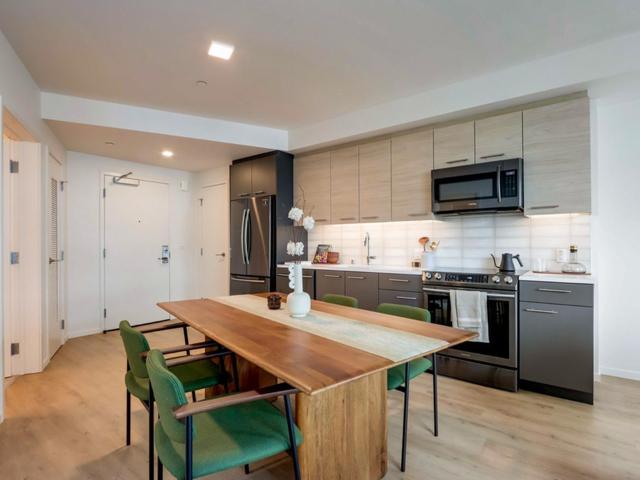 3 BR, 2 BA Apartment 40 Harrison Street Unit 651, Oakland, CA 94607