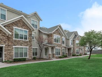 3 BR, 2 BA Apartment 4101 Delafield Lane, Dallas, TX 75227