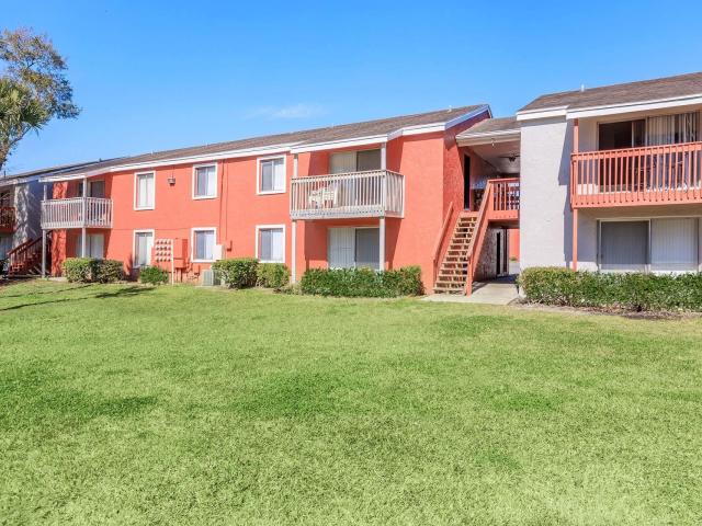 3 BR, 2 BA Apartment 4102 Oak Knoll Ct Unit 01 217, Tampa, FL 33610