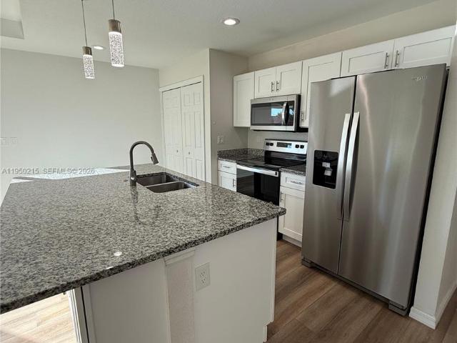 3 BR, 2 BA Apartment 4103 Loretto Avenue, Sebring, FL 33872