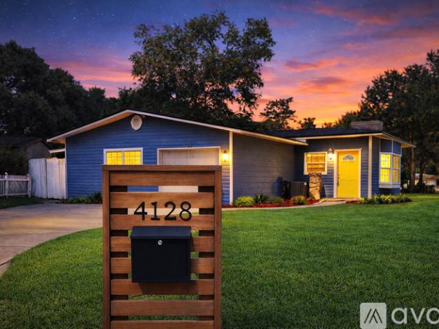 3 BR, 2 BA Apartment 4128 Arcot Circle, Jacksonville, FL 32210