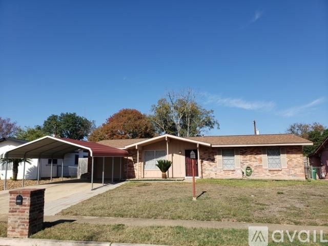 3 BR, 2 BA Apartment 4143 Judivan, San Antonio, TX 78218