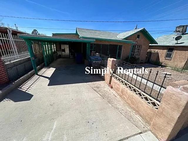 3 BR, 2 BA Apartment 416 Southern Ave SE, Albuquerque, NM 87102