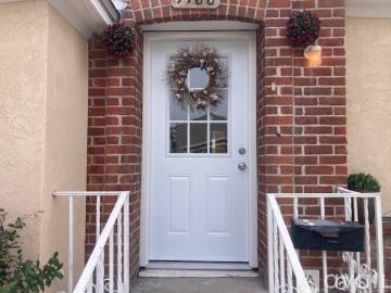 3 BR, 2 BA Apartment 4188 Chamoune Ave, San Diego, CA 92105