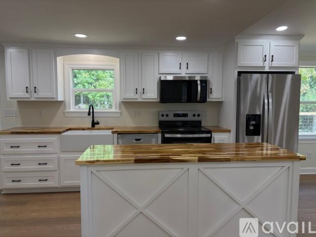 3 BR, 2 BA Apartment 4194 Jollystreet Rd, Prosperity, SC 29127