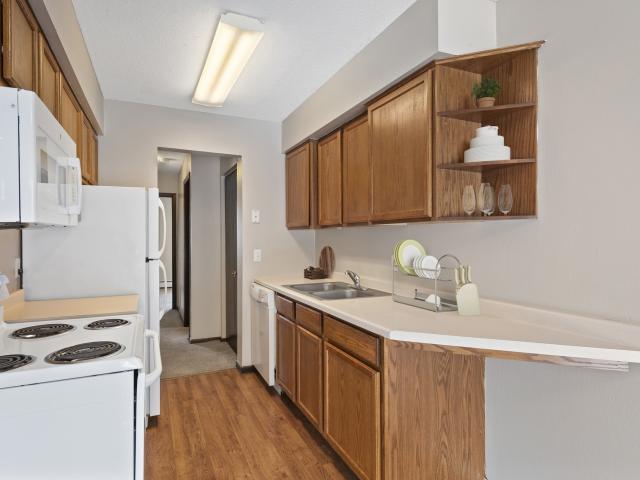3 BR, 2 BA Apartment 4199 46th Avenue North Unit 4202, Minneapolis, MN 55422