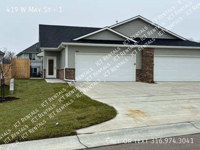 3 BR, 2 BA Apartment 419 W May St, Andover, KS 67002