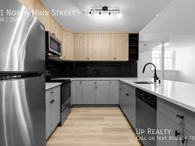3 BR, 2 BA Apartment 41 North Main Street, Norwalk, CT 06854