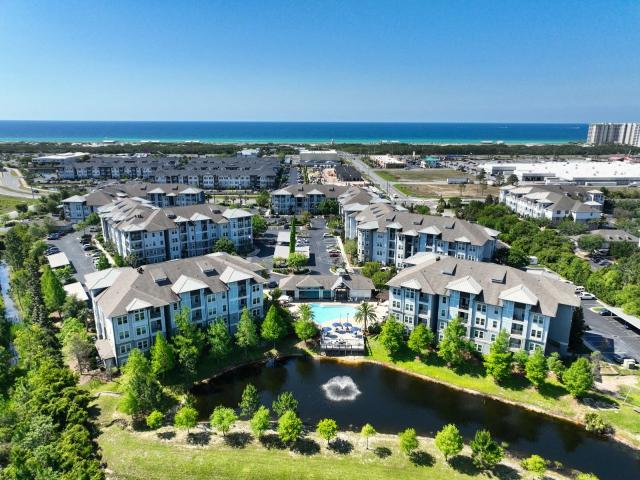 3 BR, 2 BA Apartment 4211 Commons Drive Unit 3306, Destin, FL 32541