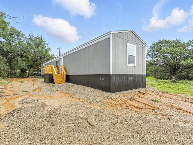 3 BR, 2 BA Apartment 4214 West Virginia Drive, Granbury, TX 76048
