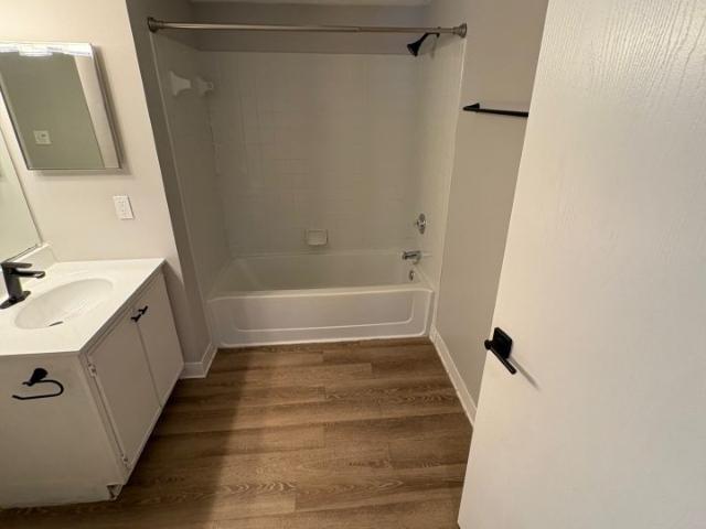 3 BR, 2 BA Apartment 4250 Branch Bend Ln Unit 4221 E, Charlotte, NC 28273