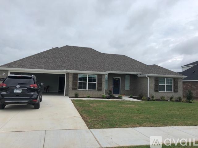 3 BR, 2 BA Apartment 4302 Southwest Flagstone Boulevard, Bentonville, AR 72713