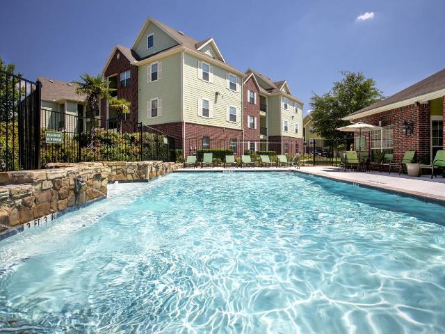3 BR, 2 BA Apartment 4350 Old Omen Road Unit 1207, Tyler, TX 75707