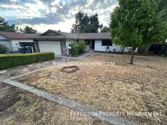 3 BR, 2 BA Apartment 5405 Comstock Ct, Rocklin, CA 95677