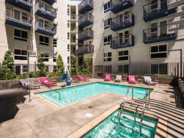 3 BR, 2 BA Apartment 550 S Main St Unit 615, Los Angeles, CA 90013