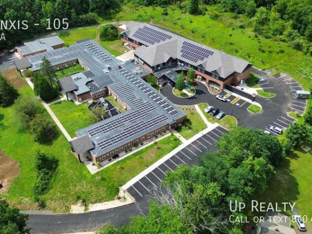 3 BR, 2 BA Apartment 55 Tunxis, Bloomfield, CT 06002