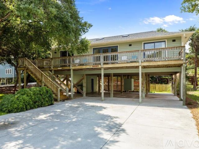 3 BR, 2 BA Apartment 5601 Sound Drive, Emerald Isle, NC 28594