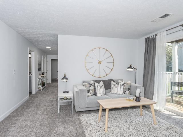 3 BR, 2 BA Apartment 5601 Viewpointe Dr Unit 5643G, Cincinnati, OH 45213