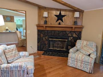 3 BR, 2 BA Apartment 56314 Blue Creek Road, Astor, FL 32102