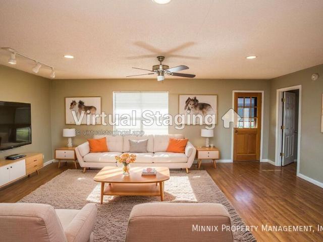 3 BR, 2 BA Apartment 5719 Itasca St Lubbock, TX 79416