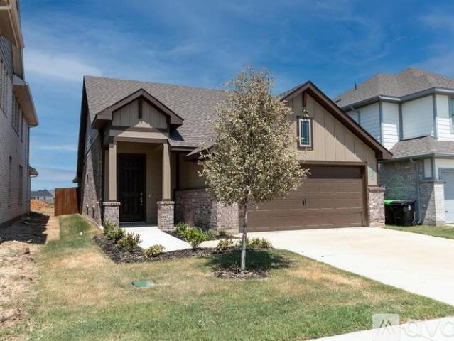 3 BR, 2 BA Apartment 572 Ruthye Ln, Pilot Point, TX 76258