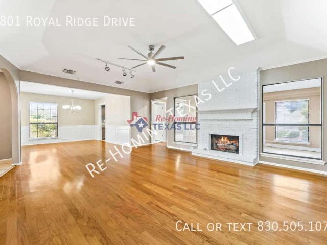 3 BR, 2 BA Apartment 5801 Royal Ridge Drive, San Antonio, TX 78239