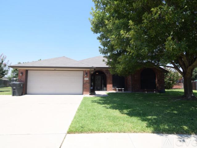 3 BR, 2 BA Apartment 5805 Tropicana Ct, Killeen, TX 76549