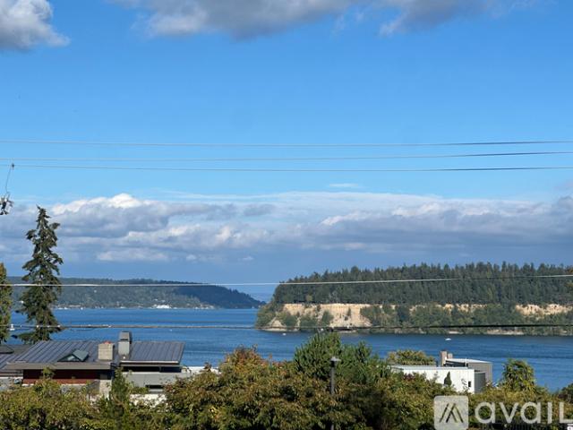 3 BR, 2 BA Apartment 5816 Reid Drive Northwest, Gig Harbor, WA 98335