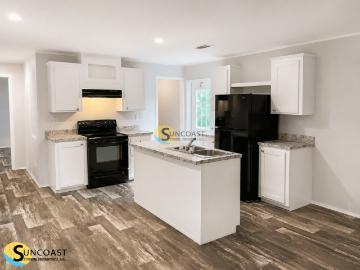3 BR, 2 BA Apartment 5870 Patterson Ave, Jacksonville, FL 32219