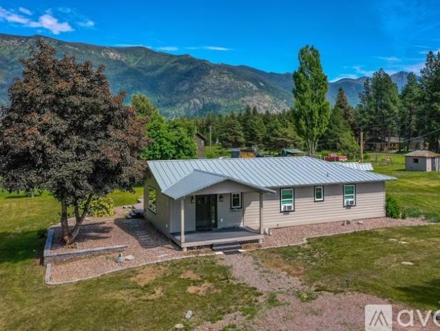 3 BR, 2 BA Apartment 592 Homestake Trail, Columbia Falls, MT 59912