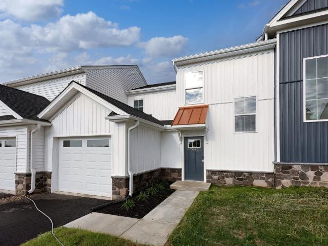 3 BR, 2 BA Apartment 5001 Walden Way Unit 1072, Middletown, PA 17057