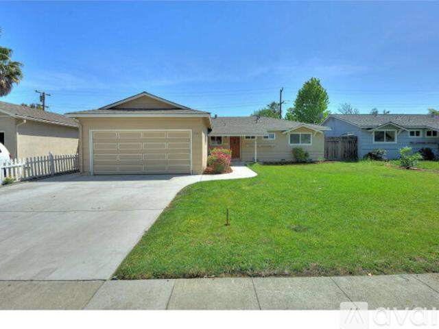 3 BR, 2 BA Apartment 5006 Capistrano Avenue, San Jose, CA 95129
