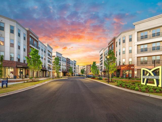3 BR, 2 BA Apartment 500 Congaree Road Unit 7333, Greenville, SC 29607