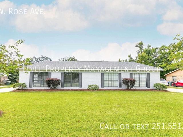 3 BR, 2 BA Apartment 513 W. Rose Ave Foley, AL 36535
