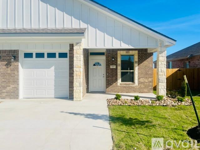 3 BR, 2 BA Apartment 5107 Rose Gdn Lp, Unit 5107, Killeen, TX 76542