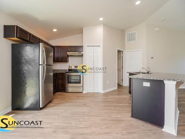 3 BR, 2 BA Apartment 5119 SW 155th Loop, Ocala, FL 34473
