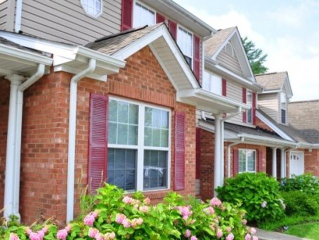 3 BR, 2 BA Apartment 517 Virginian Dr, Christiansburg, VA 24073