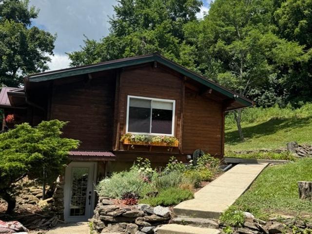 3 BR, 2 BA Apartment 5164 Waterloo Road, Burlington, KY 41005