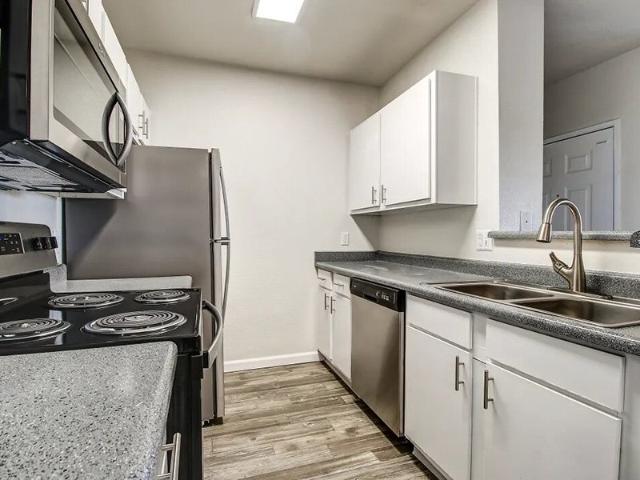 3 BR, 2 BA Apartment 520 N Mesa Drive Unit 233, Mesa, AZ 85201
