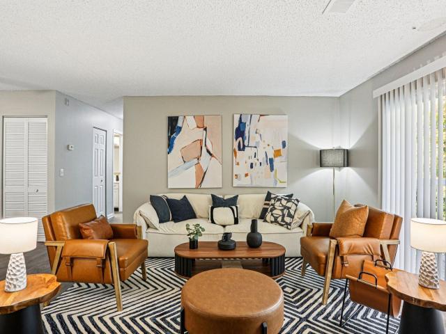 3 BR, 2 BA Apartment 5242 Edmondson Pike Unit 0113, Nashville, TN 37211