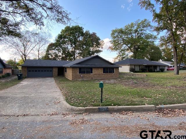 3 BR, 2 BA Apartment 5301 Athens Dr, Tyler, TX 75703