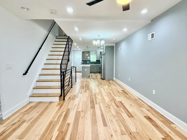 3 BR, 2 BA Apartment 640 Emily St, Philadelphia, PA 19148