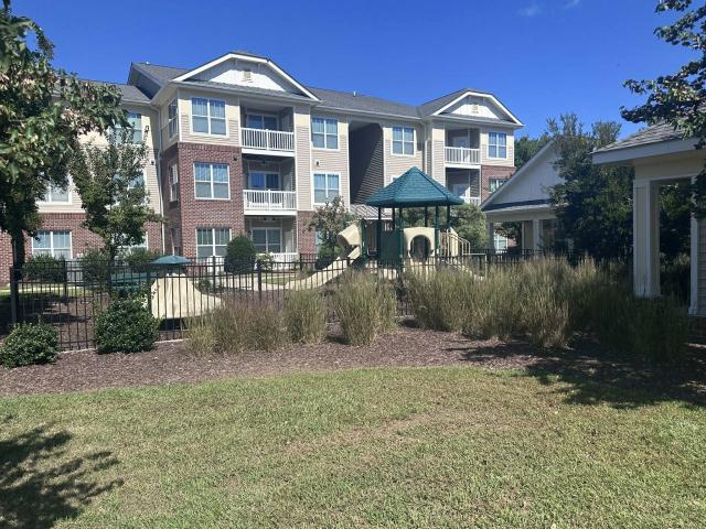 3 BR, 2 BA Apartment 645 S Hughes Blvd Unit 5 304, Elizabeth City, NC 27909