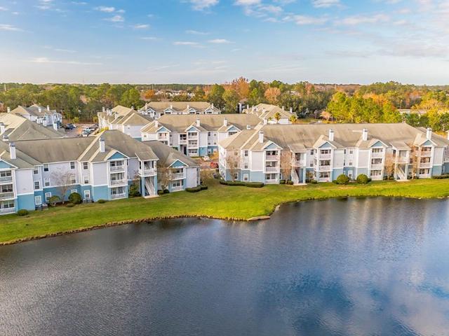 3 BR, 2 BA Apartment 6500 Lake Gray Boulevard Unit 1017, Jacksonville, FL 32244